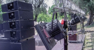 DECIBEL06 - Théâtre - ADAMSON - Eclairage Fresnel